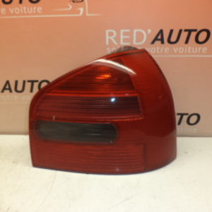 feu arrière droit d'origine AUDI A3 phase 1 réf: 8L0945096 / 8L0 945 096