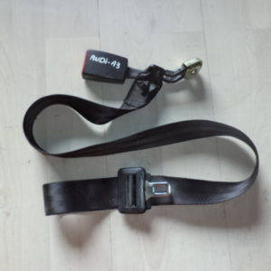 CEINTURE DE SÉCURITÉ (AR. MILIEU ) AUDI A3 / 3 PORTES