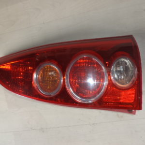FEU ARRIÈRE DROIT MAZDA PREMACY