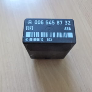 RELAIS POMPE A CARBURANT MERCEDES W201 W124 RÉF: 0065458732 / 006 545 87 32
