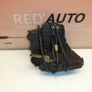 SERRURE DE PORTE ELECTRIQUE AVANT DROIT MERCEDES CLASSE C W203: REF: 2037200435 / 203 720 04 35