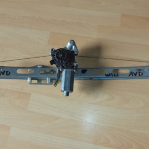 MOTEUR LÈVE VITRE ELECTRIQUE (AV- DROIT) COMPLET MERCEDES CLASSE A W168 REF: 0130821672