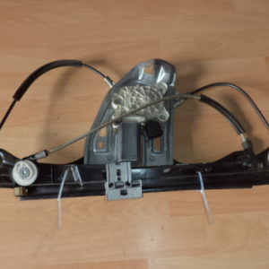 MOTEUR LÈVE VITRE ELECTRIQUE (AV- GAUCHE) COMPLET MERCEDES CLASSE C W203 REF: 2037202346