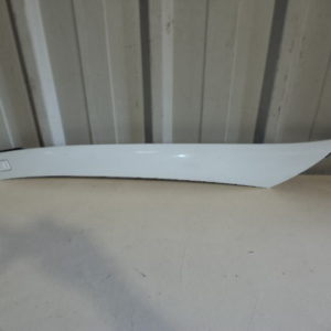 GARNITURE ( avant droit ) MERCEDES SL R230 REF: 2306900439