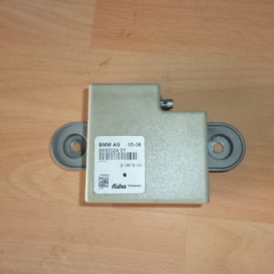 MODULE AMPLIFICATEUR D'ANTENNE BMW E60 E61 E87 E90 E91 REF: 6935024