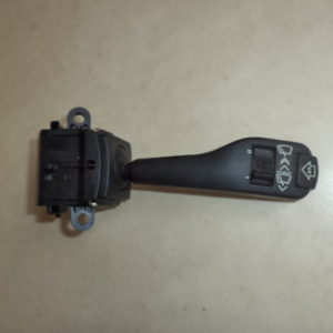 COMODO / COMMODO D’ESSUIE-GLACE POUR BMW 530D E39 TOURING REF: 8375408