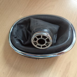 SOUFFLET DE POMMEAU TOYOTA YARIS