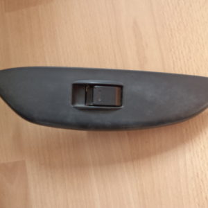 INTERRUPTEUR / BOUTON DE LÈVE VITRE (avant droit)  POUR TOYOTA YARIS