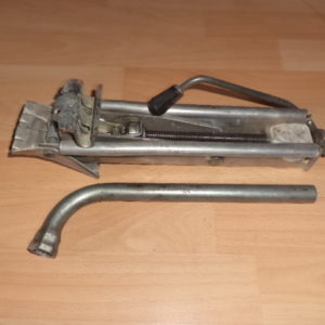 CRIC D’ORIGINE POUR VW POLO 4 / SEAT IBIZA REF: 6Q0011031D