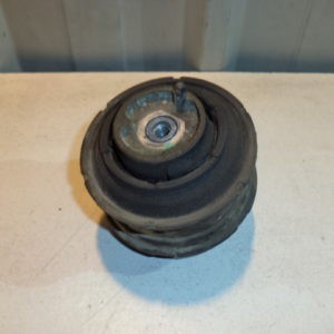 SUPPORT MOTEUR POUR MERCEDES CLASSE C W202 / CLK W208 C200 REF: 2022401717