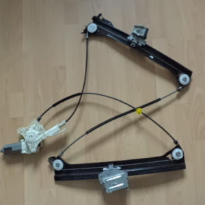 MOTEUR LÈVE VITRE ELECTRIQUE (AV- GAUCHE) COMPLET POUR MERCEDES CLASSE CLK W209 REF: 2308201042 / 130821921