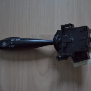 COMODO / COMMODO DE PHARE ET CLIGNOTANT D'ORIGINE TOYOTA YARIS MK1 REF: 1736482