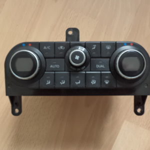 COMMANDE CHAUFFAGE ET CLIM D'ORIGINE NISSAN QASHQAI REF: 27500BR47A