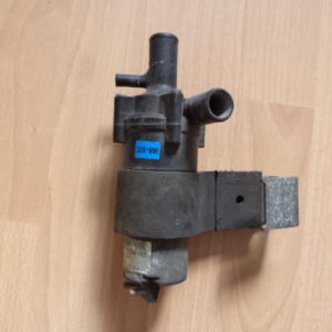 DUOVANNE / POMPE DE CIRCULATION D'EAU D'ORIGINE MERCEDES W124 REF: 0018352364 / 0392020025 BOSCH