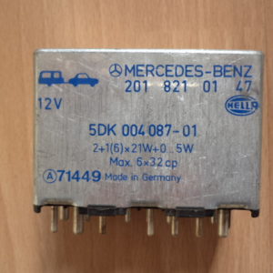 RELAIS DE CENTRALE CLIGNOTANTE MERCEDES W201 – (190) / W124 / W210 REF: 2018210147