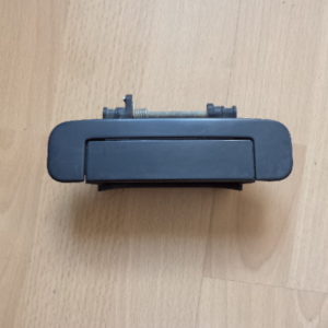 SERRURE DE PORTE ARRIERE DROIT POUR AUDI 80 REF: 89383920 / 44383920