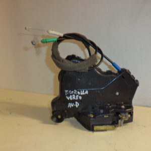 SERRURE DE PORTE ( AVANT DROITE ) D’ORIGINE TOYOTA COROLLA VERSO