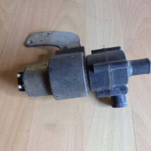 POMPE DE RECIRCULATION D'EAU DE CHAUFFAGE POUR MERCEDES W202 W210 W208 W REF: 0018351164