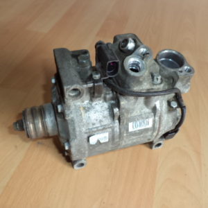COMPRESSEUR DE CLIMATISATION (SANS EMBRAYAGE) POUR AUDI A4 / A6 V6 2.5 TDI QUATTRO REF: 447220 8810