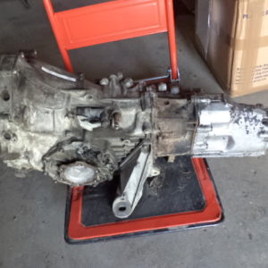 BOITE DE VITESSE MANUELLE (6 VITESSES) POUR AUDI A6 V6 QUATTRO REF: 01E300048D / 8150000728