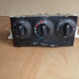COMMANDE DE CHAUFFAGE et CLIM POUR MERCEDES CLASSE A W168 REF: 1688300485 / A1688300485