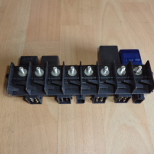 porteur Boîte à fusibles pour audi A6 B6 ref: 4A0941822