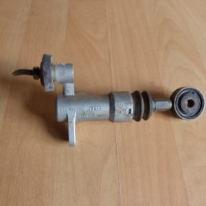 émetteur d'embrayage d'origine audi A4 B5 ref: 8D1721401