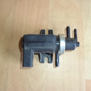 Transmetteur De Pression Audi A4 1.9 TDI Ref: 1J0906627
