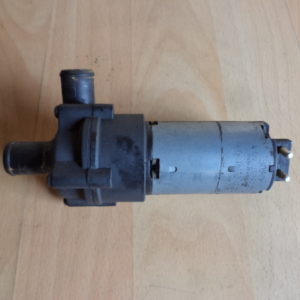 POMPE DE RECIRCULATION D'EAU DE CHAUFFAGE POUR MERCEDES REF: 0018351164 OU 0018351364 OU 0008358064