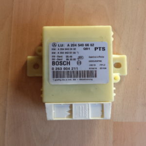MODULE PTS (aide au stationnement) D'ORIGINE MERCEDES CLASSE C W204 REF: A2045406662 / 2045406662