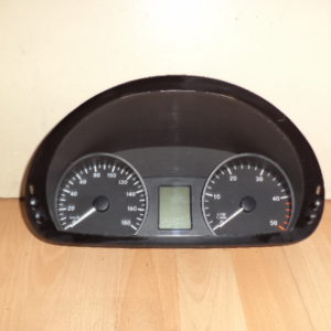 COMPTEUR DE VITESSE D’ORIGINE MERCEDES SPRINTER 906 REF: A9065422101 / 9065422101