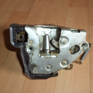 SERRURE DE PORTE ( ARRIÈRE GAUCHE ) D’ORIGINE MERCEDES W126 SE - SEL REF: 1237330108