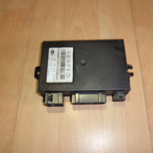BOITIER DE COMMANDE ATTELAGE REMORQUE D'ORIGINE MERCEDES CLASSE C W203 REF: 0295456732