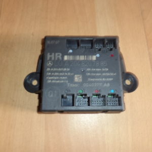 MODULE / BOITIER DE PORTE ARRIÈRE DROIT D’ORIGINE MERCEDES CLASSE C W204 REF: 2048207885
