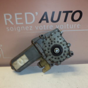 MOTEUR LÈVE VITRE (ARRIÈRE DROIT) POUR MERCEDES CLASSE S W140 REF: 0130821501 / 0130 821 501