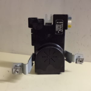 Amplificateur d'antenne d'origine audi A3 8P SPORTBACK ref: 8P4035225