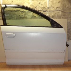 Porte Avant Droite ( NU ) D’origine AUDI A3 (8P) SPORTBACK