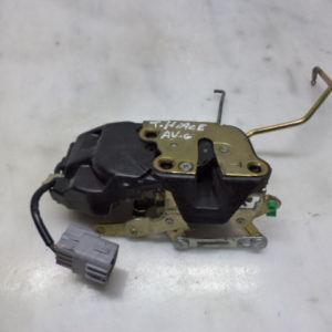 SERRURE DE PORTE AVANT GAUCHE D’ORIGINE TOYOTA HIACE 4