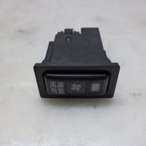Bouton de ventilation de chauffage Toyota Hiace 4 ref: 158749