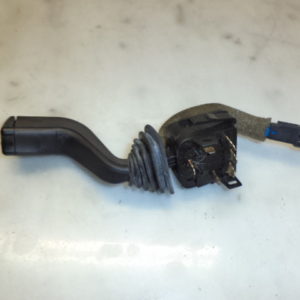 COMMODO DE PHARES ET CLIGNOTANTS D'ORIGINE OPEL ZAFIRA REF: 90560990