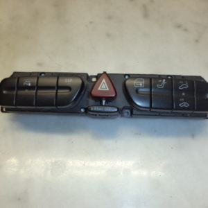 INTERRUPTEUR – WARNING MERCEDES CLASSE C W203 RÉF: 2038209410 / 203 820 94 10