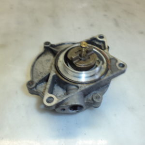 POMPE A VIDE D'ORIGINE AUDI A6 V6 2.5 TDI QUATTRO REF: 057145100B