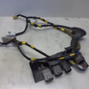 FAISCEAU DE PORTE AVANT DROITE D’ORIGINE TOYOTA HI-ACE 2 PHASE 2 2.4D REF: 82151-26222