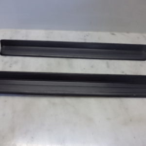 Seuil Bande de porte avant d'origine BMW 3 E46 320D phase 1 REF: 8196129 / 8196130