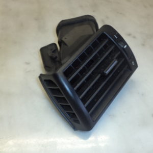 Grille De Ventilation D’air droite Bmw 3 E46 320D Ref: 8361897