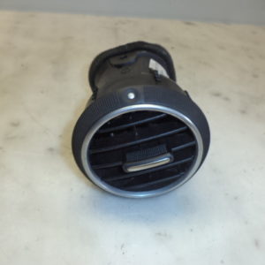GRILLE DE VENTILATION D’AIR D’ORIGINE VW GOLF 5 REF: 8P0820901