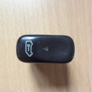 Interrupteur verrouillage centralisée d'origine Mercedes Vito W638 ref: 0065452107