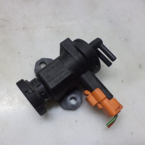 Capteur de pression de turbo pour Mercedes classe C W202 ref: 9635704380