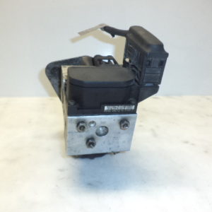 BLOC HYDRAULIQUE ABS D’ORIGINE MERCEDES CLASSE C W202 REF: A0034313312 / 0265213401