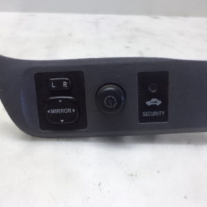 COMMANDE DU RÉTROVISEUR EXTÉRIEUR D'ORIGINE TOYOTA RAV4 PHASE 2 REF: 5544642020 / 183574